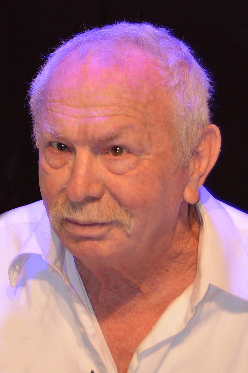 עמוס גרינשפן, קיסריה