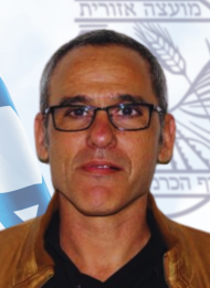 פניאס יורם